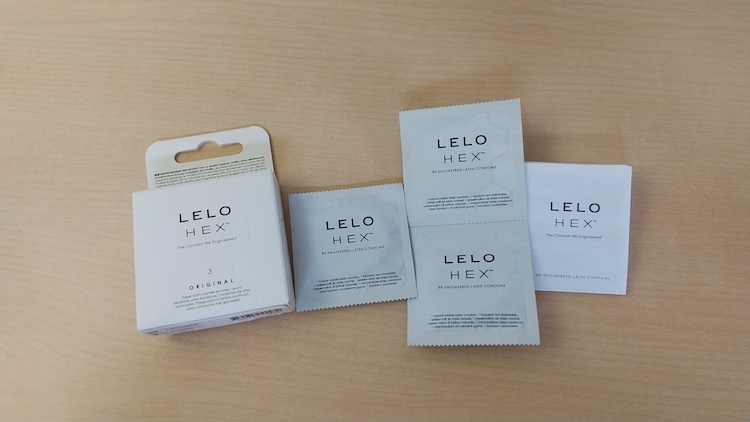 LELO（レロ）HEX ORIGINALコンドームの同梱内容