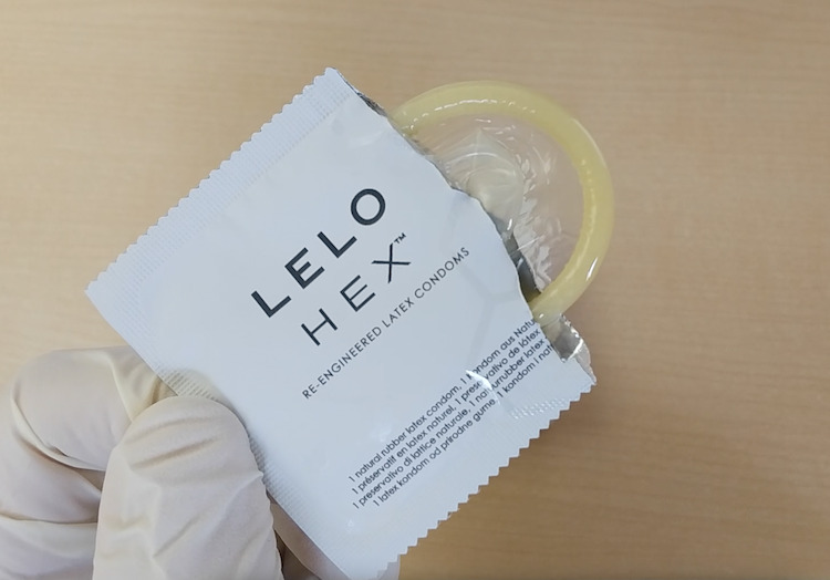 LELO（レロ）HEX ORIGINALコンドーム