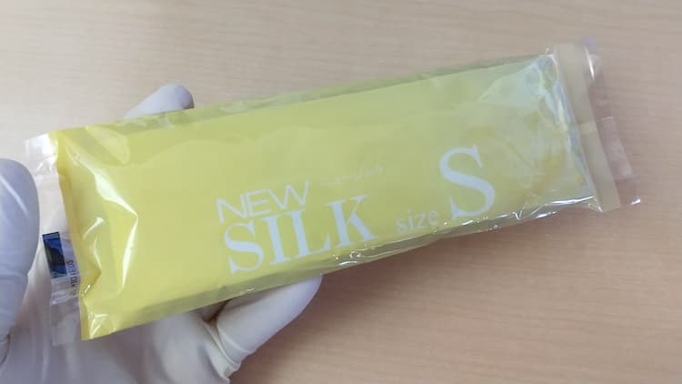NEW SILK(ニューシルク)Sサイズのパッケージ表面