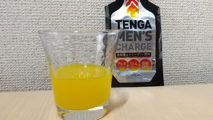 TENGA MEN'S CHARGEをグラスに移したところ