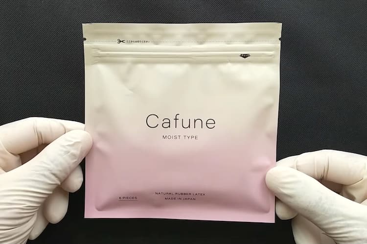 Cafuneモイストタイプのパッケージ表面