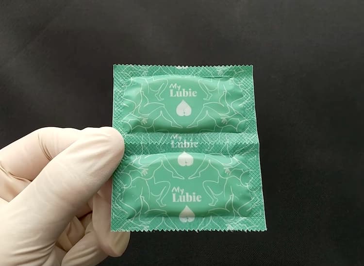 my.lubie超薄型コンドームの個包装