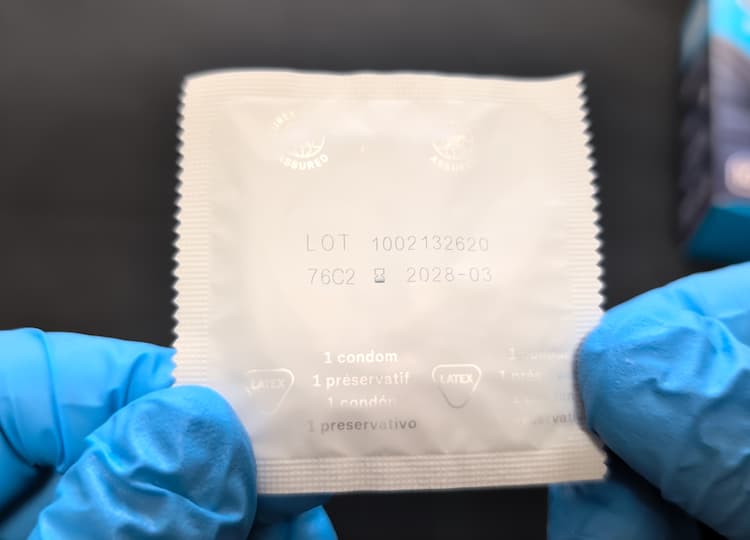 durexスピードフィットマスターの個包装反対面