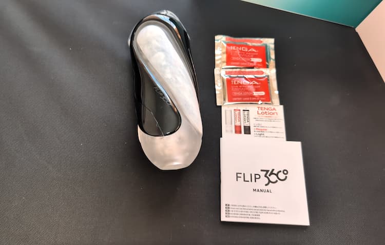 TENGA FLIP360 AURORA GREENの箱に入っていたものすべて