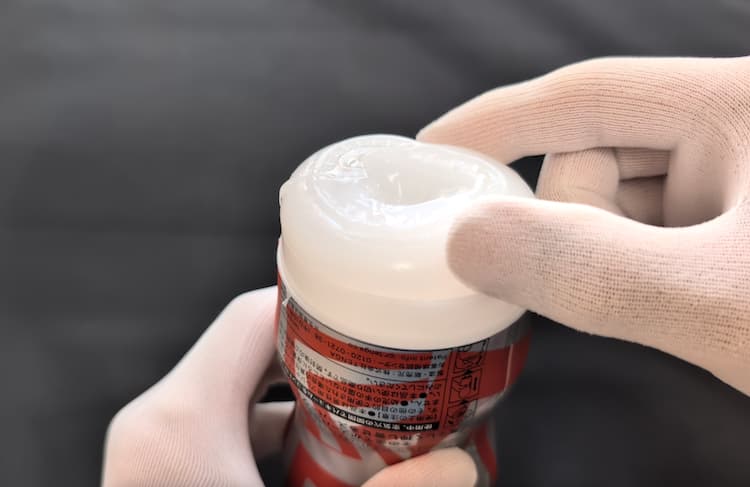 スーパーテンガ01 STORM CRASHの挿入口を横から見たところ