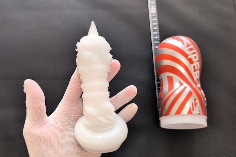 スーパーテンガ02 TORNADO BLASTのホールを裏返しにしたところ