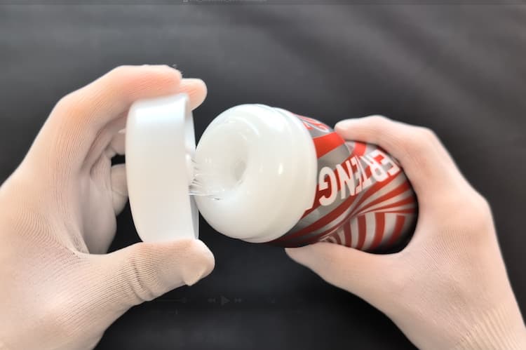 スーパーテンガ02 TORNADO BLASTのキャップを外したところ