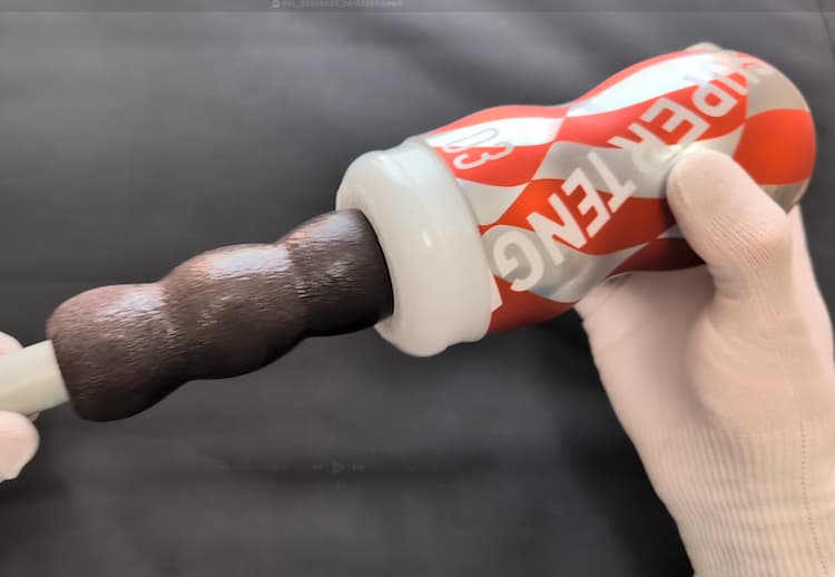 スーパーテンガ03 METEOR SMASHを使っているところ