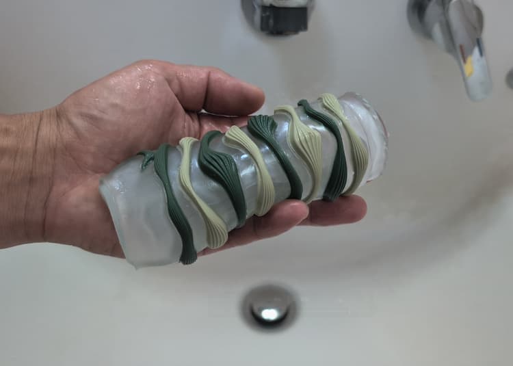 洗浄後のTENGA ARTE FOREST DRAPE