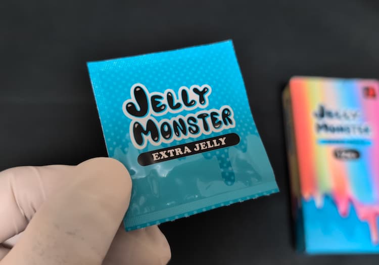 オカモトゼリーモンスターEXTRA JELLYの個包装