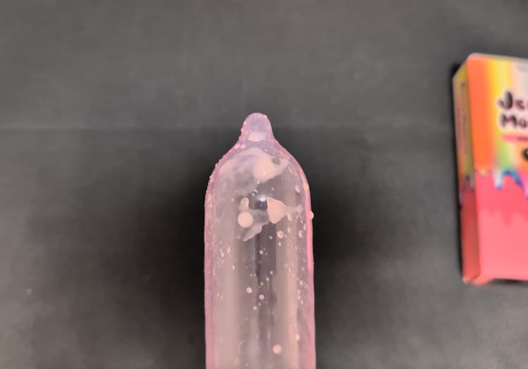 オカモトゼリーモンスターHOT JELLYの先端部分